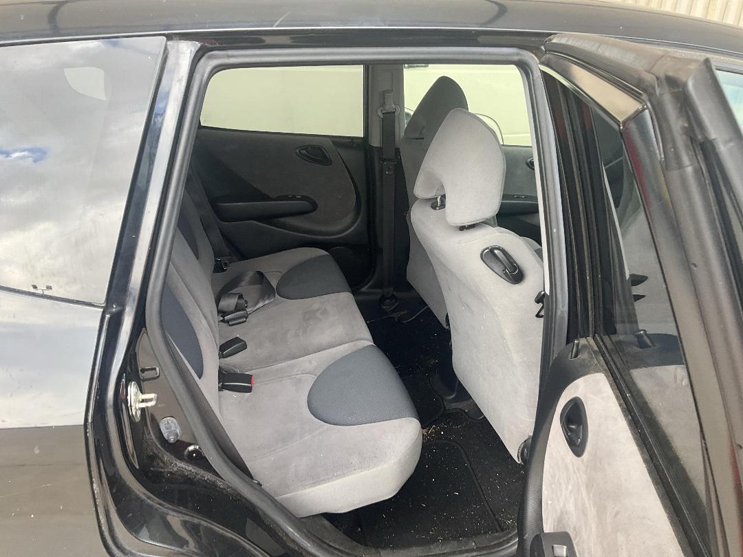 Photo '10' of Honda FIT Photo '10' of Honda FIT