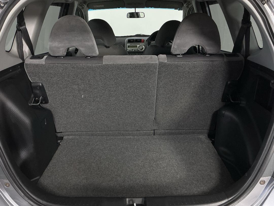 Photo '11' of Honda FIT Photo '11' of Honda FIT