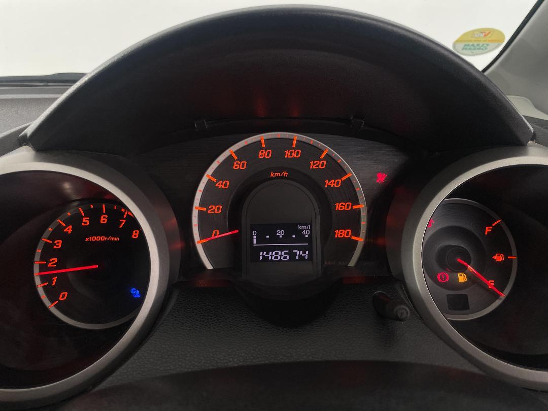 Photo '21' of Honda FIT