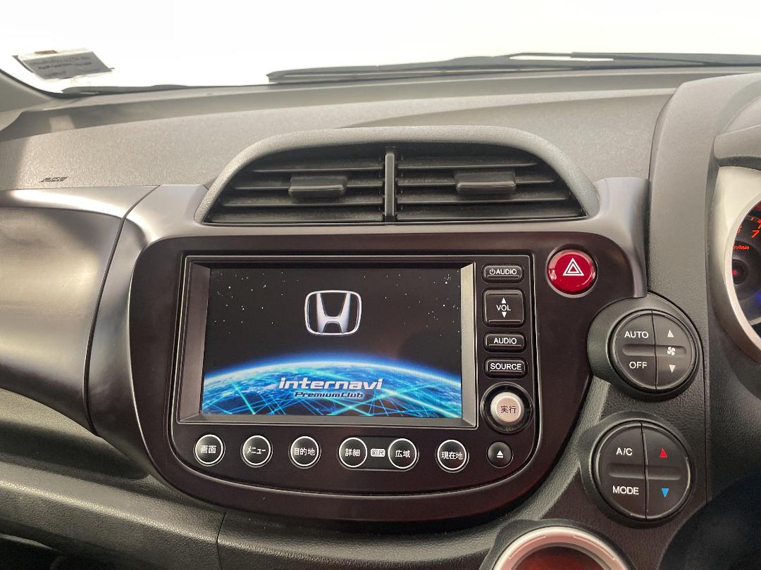 Photo '25' of Honda FIT