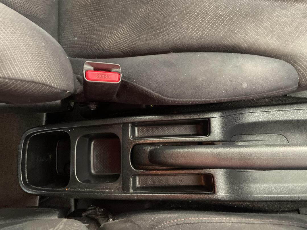 Photo '28' of Honda FIT