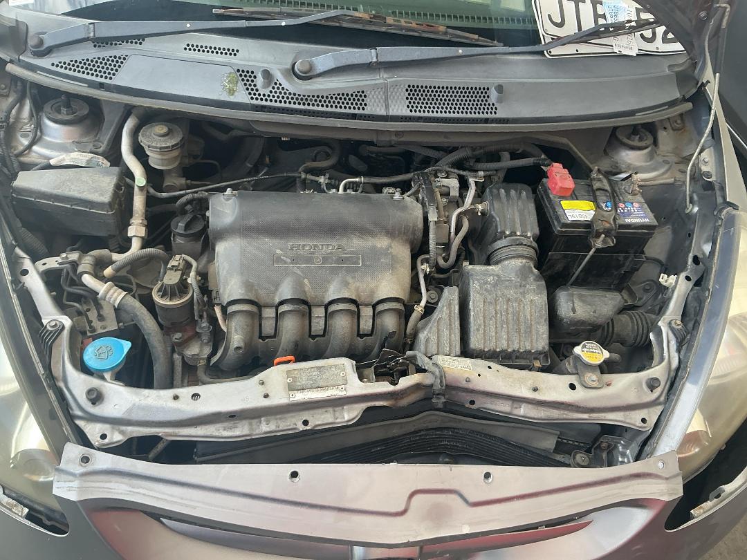 Photo '16' of Honda FIT