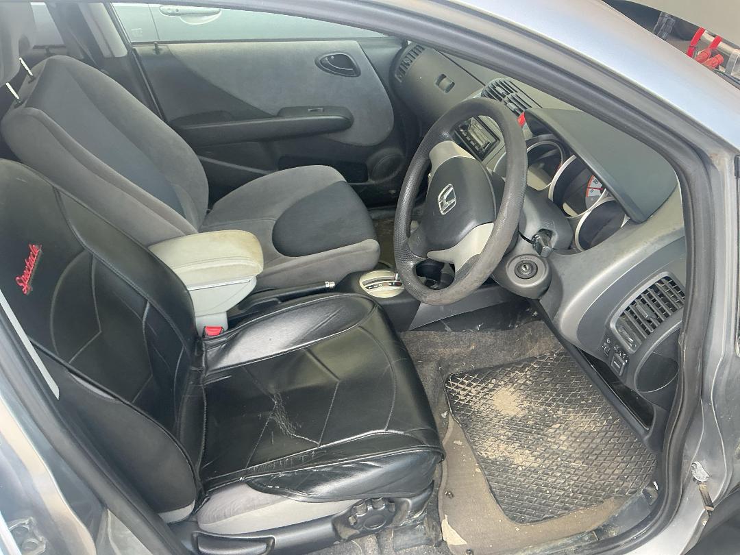 Photo '20' of Honda FIT