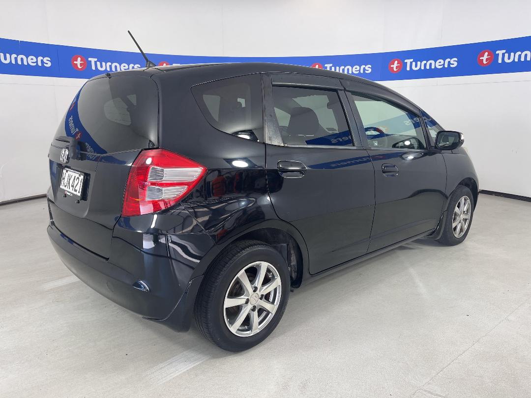 Photo '6' of Honda FIT