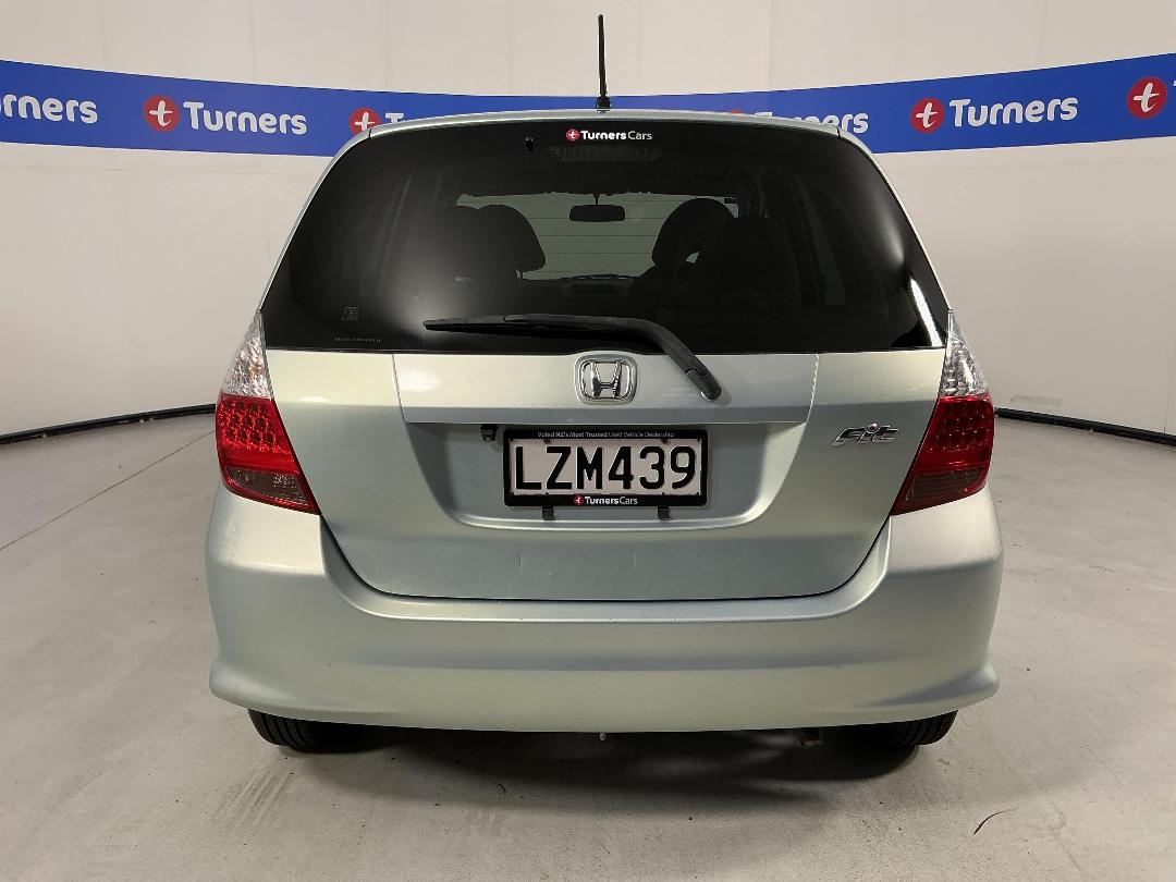 Photo '6' of Honda FIT Photo '6' of Honda FIT