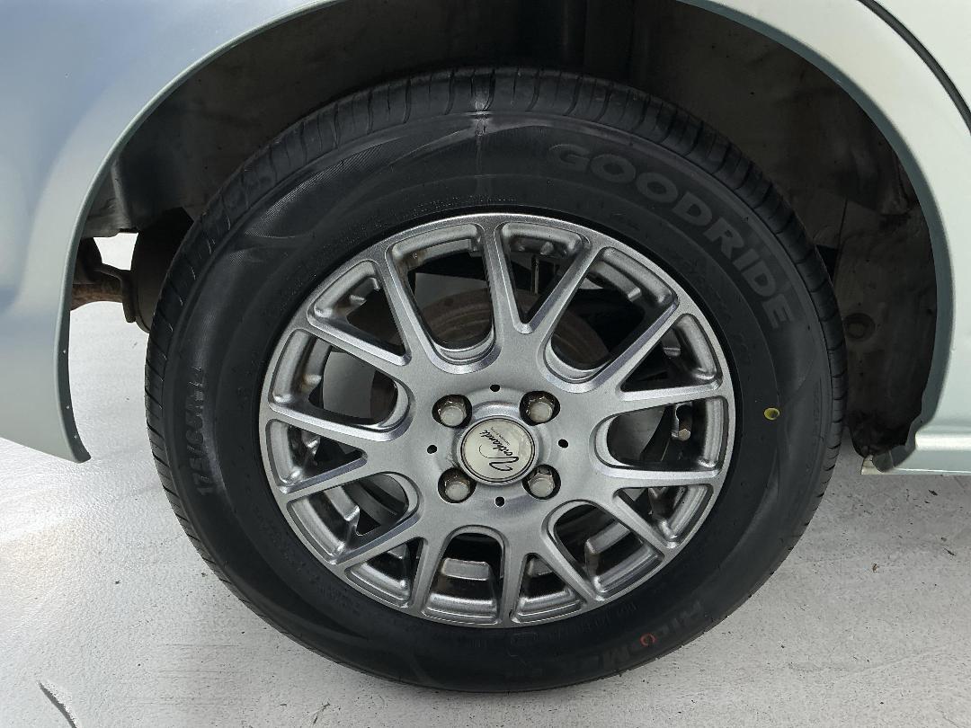 Photo '12' of Honda FIT Photo '12' of Honda FIT