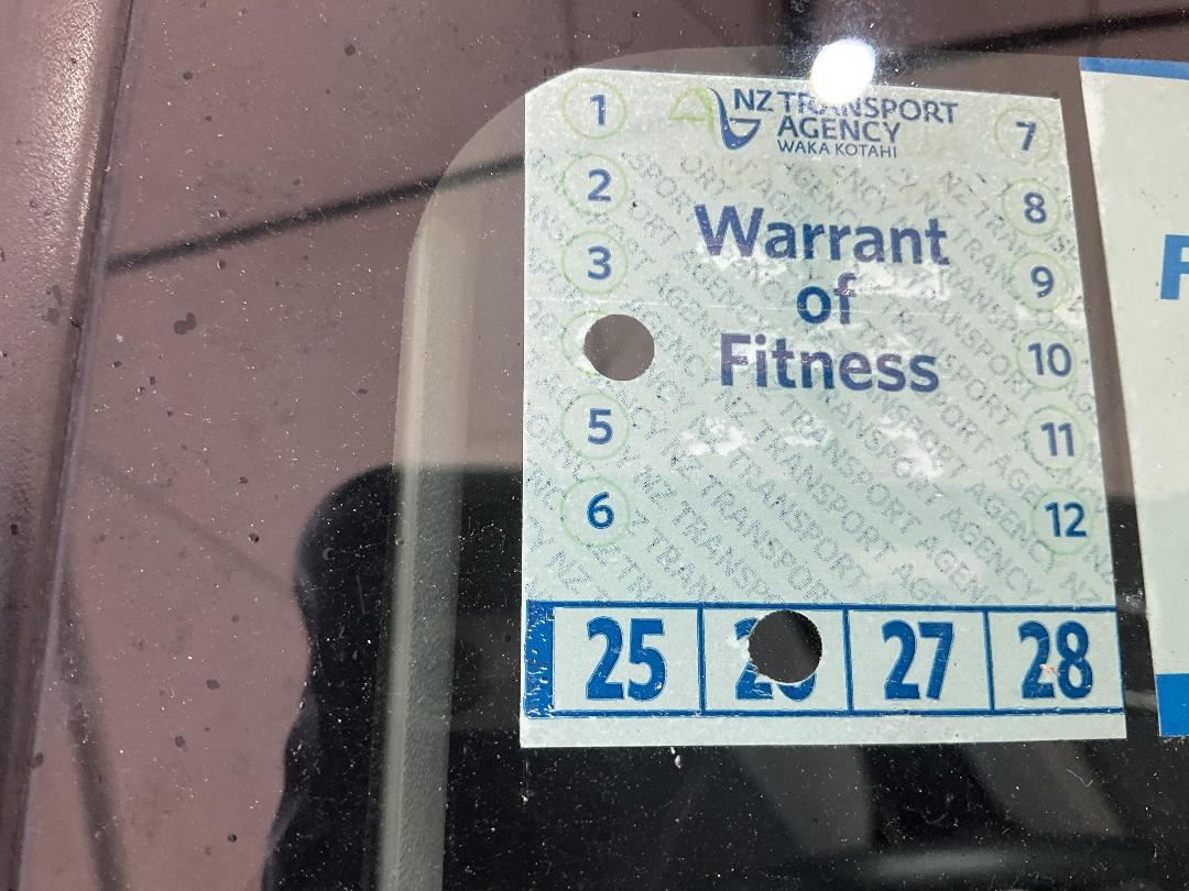 Photo '23' of Honda FIT Photo '23' of Honda FIT