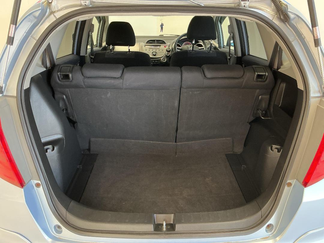 Photo '14' of Honda FIT