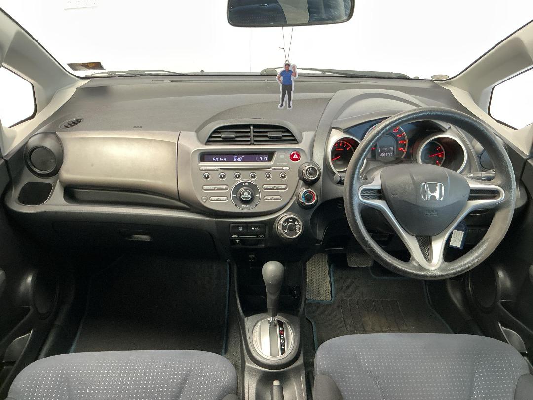 Photo '17' of Honda FIT