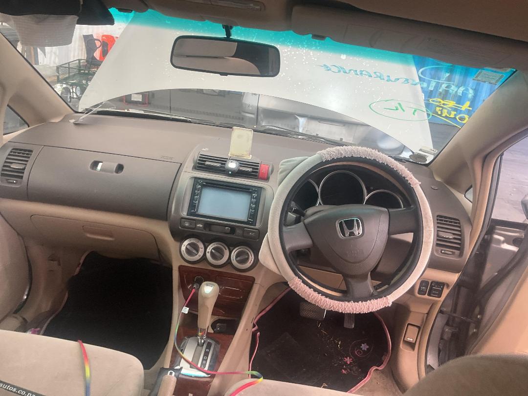 Photo '23' of Honda FIT Aria Photo '23' of Honda FIT Aria