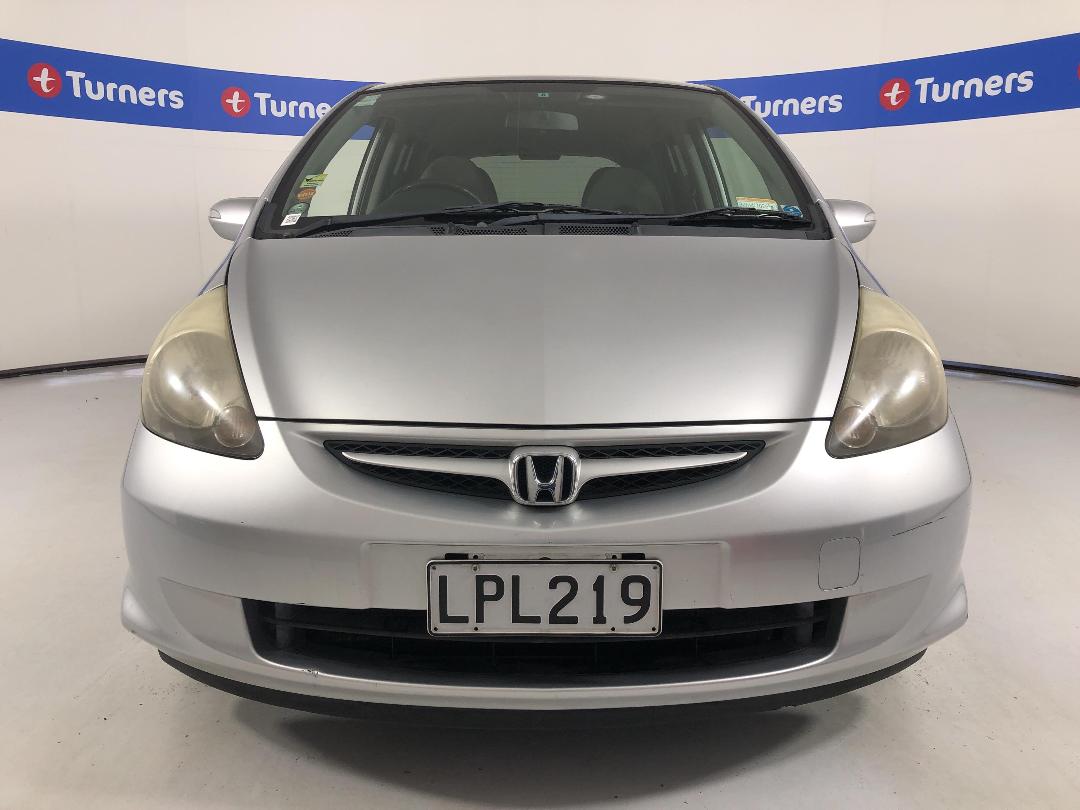 Photo '2' of Honda FIT Photo '2' of Honda FIT