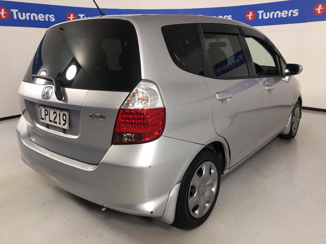 Photo '7' of Honda FIT Photo '7' of Honda FIT