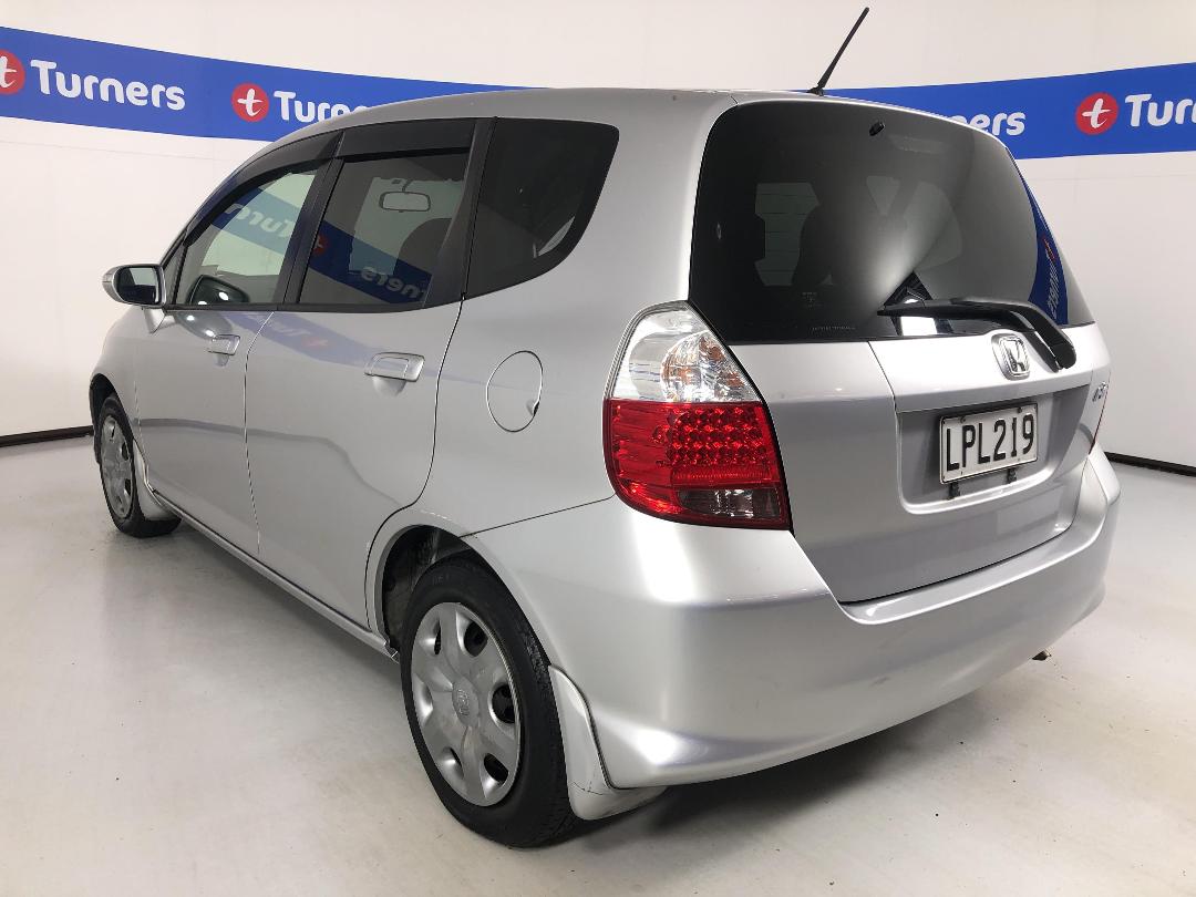 Photo '5' of Honda FIT Photo '5' of Honda FIT