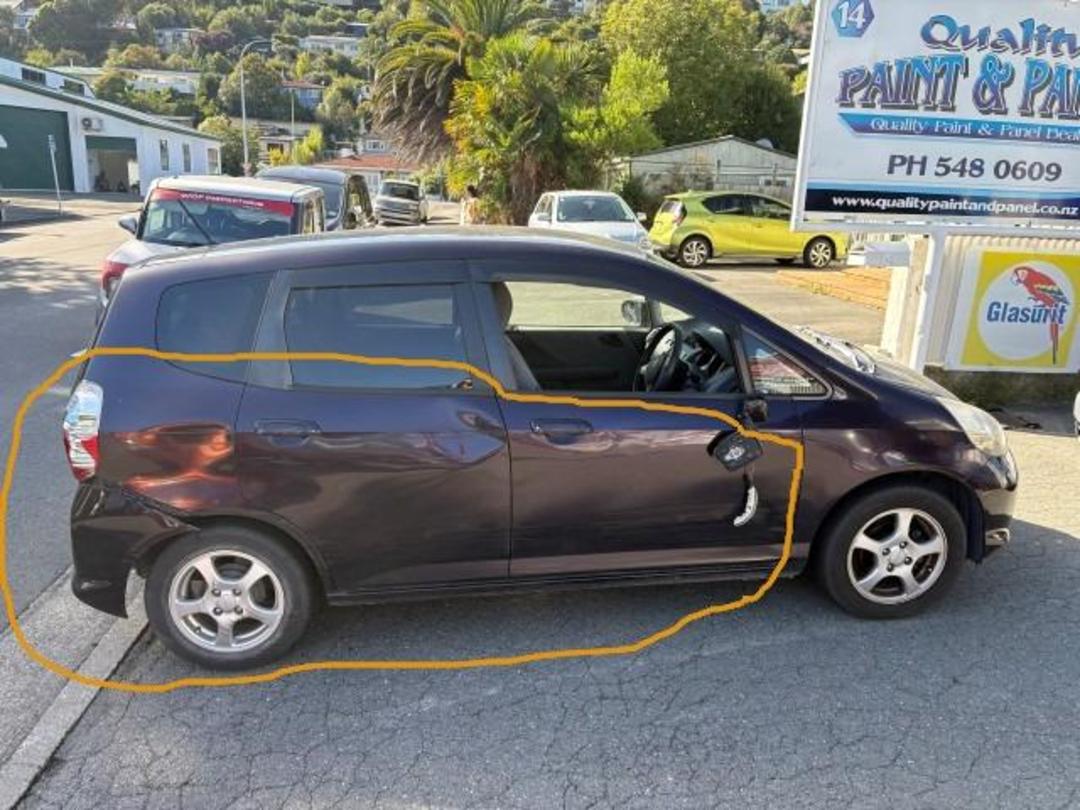 Photo '2' of Honda FIT