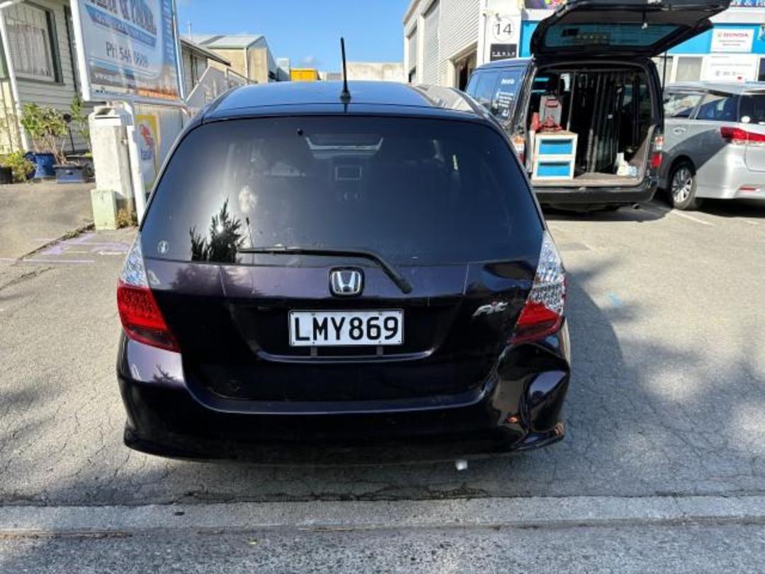 Photo '12' of Honda FIT