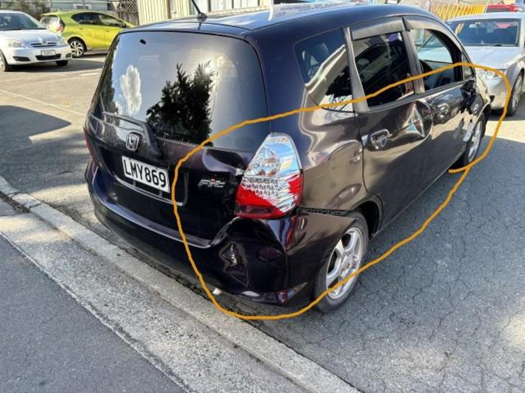 Photo '15' of Honda FIT