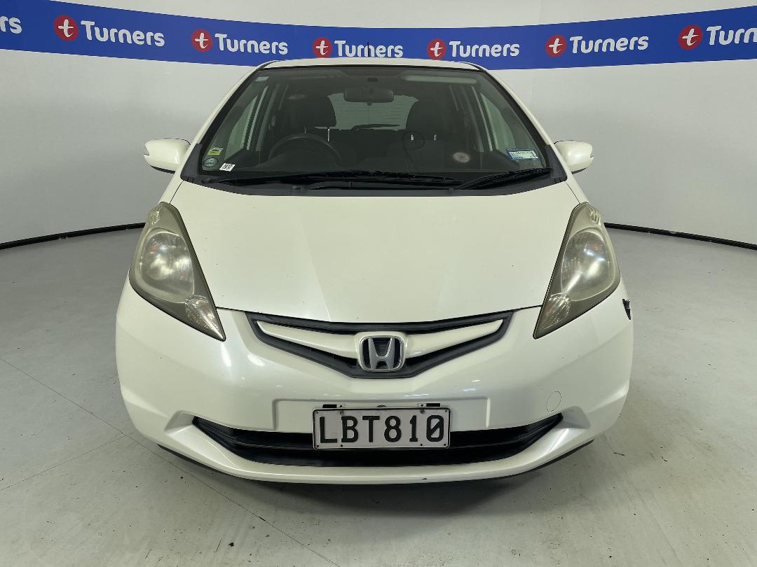 Photo '2' of Honda FIT Photo '2' of Honda FIT