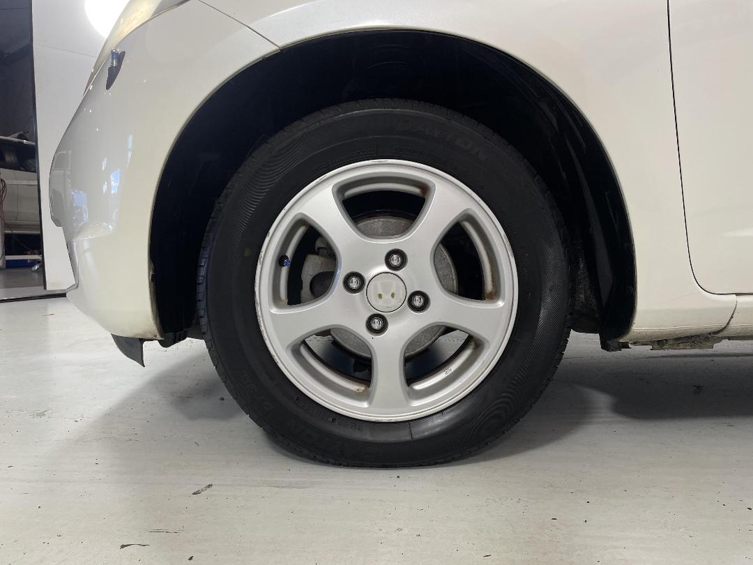 Photo '10' of Honda FIT Photo '10' of Honda FIT