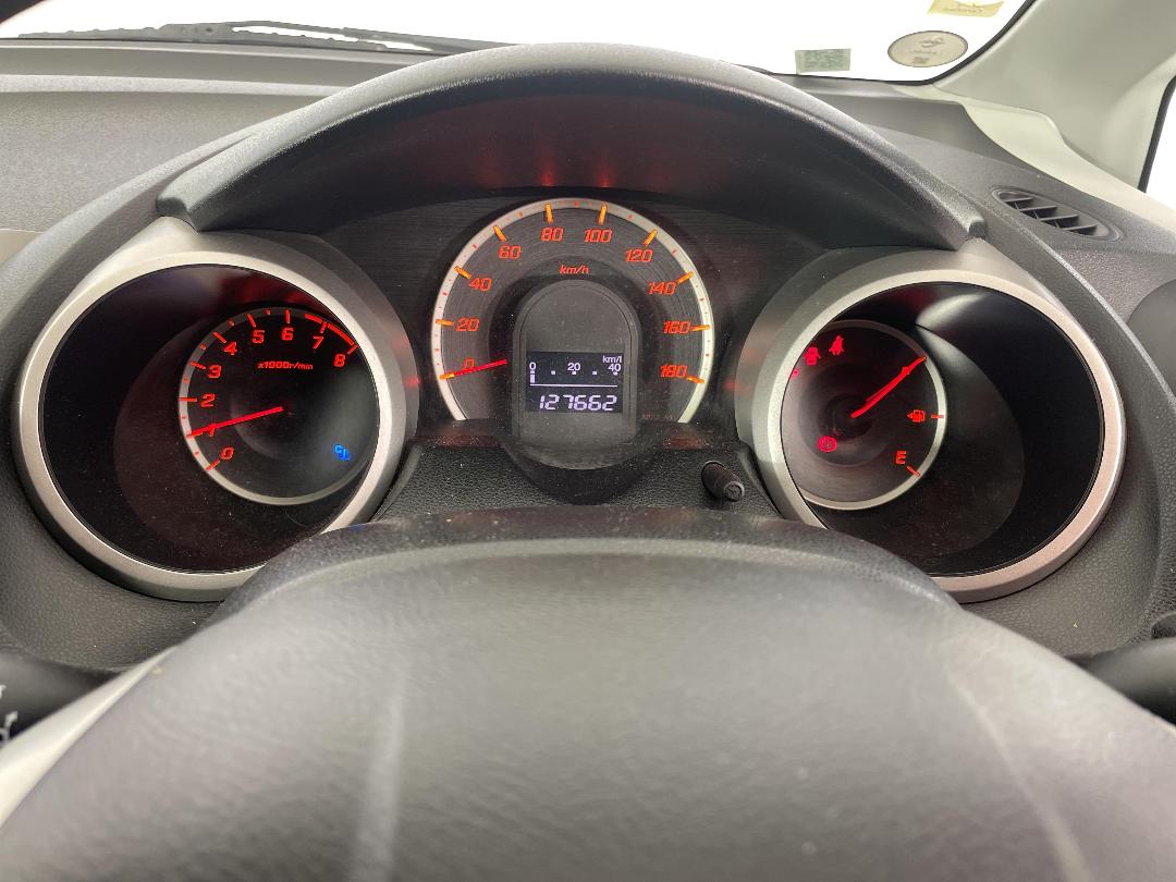 Photo '21' of Honda FIT Photo '21' of Honda FIT