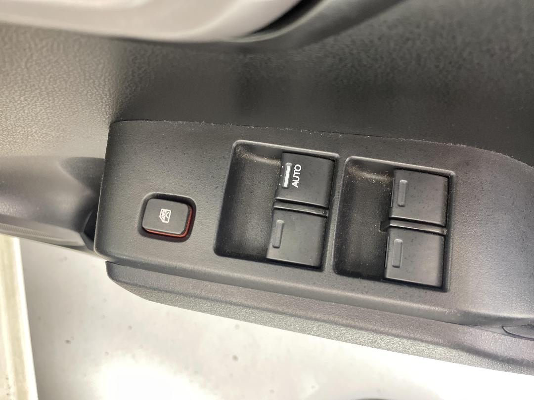 Photo '24' of Honda FIT Photo '24' of Honda FIT