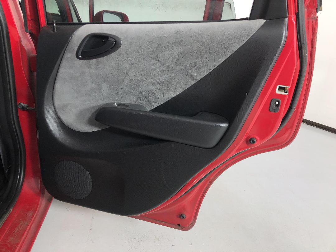 Photo '17' of Honda FIT