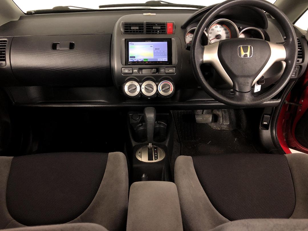 Photo '19' of Honda FIT