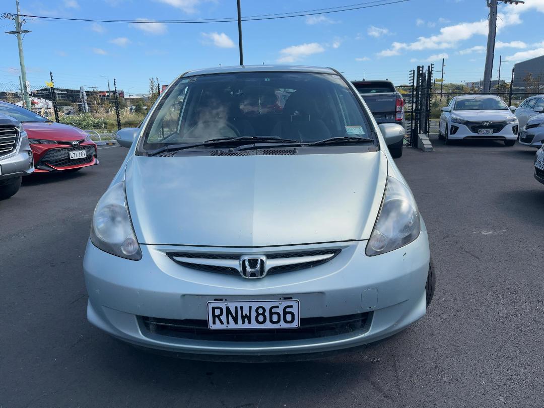 Photo '3' of Honda FIT Photo '3' of Honda FIT