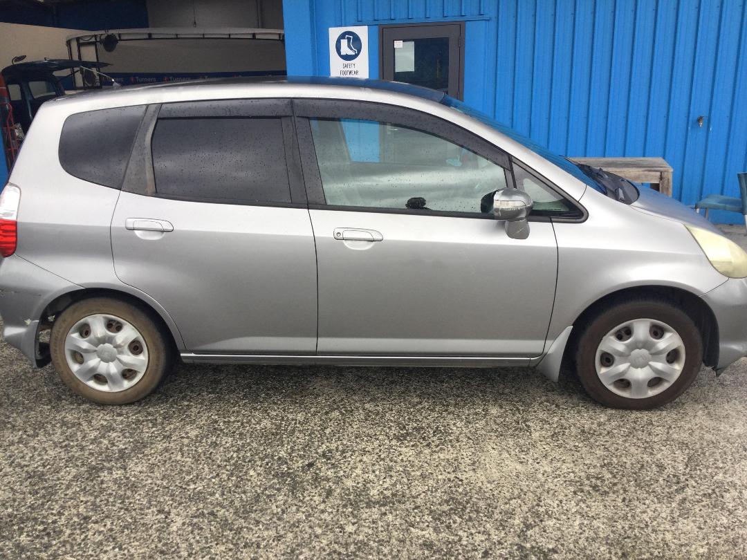 Photo '3' of Honda FIT