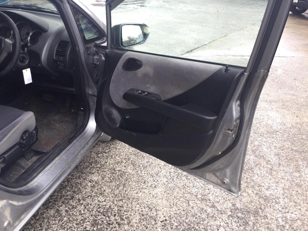 Photo '11' of Honda FIT