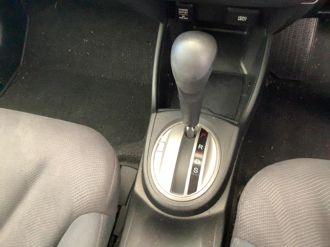 Photo '16' of Honda FIT