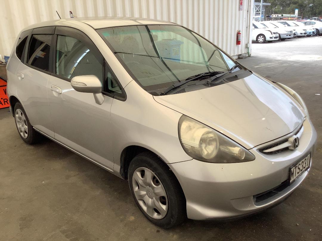 Photo '2' of Honda FIT