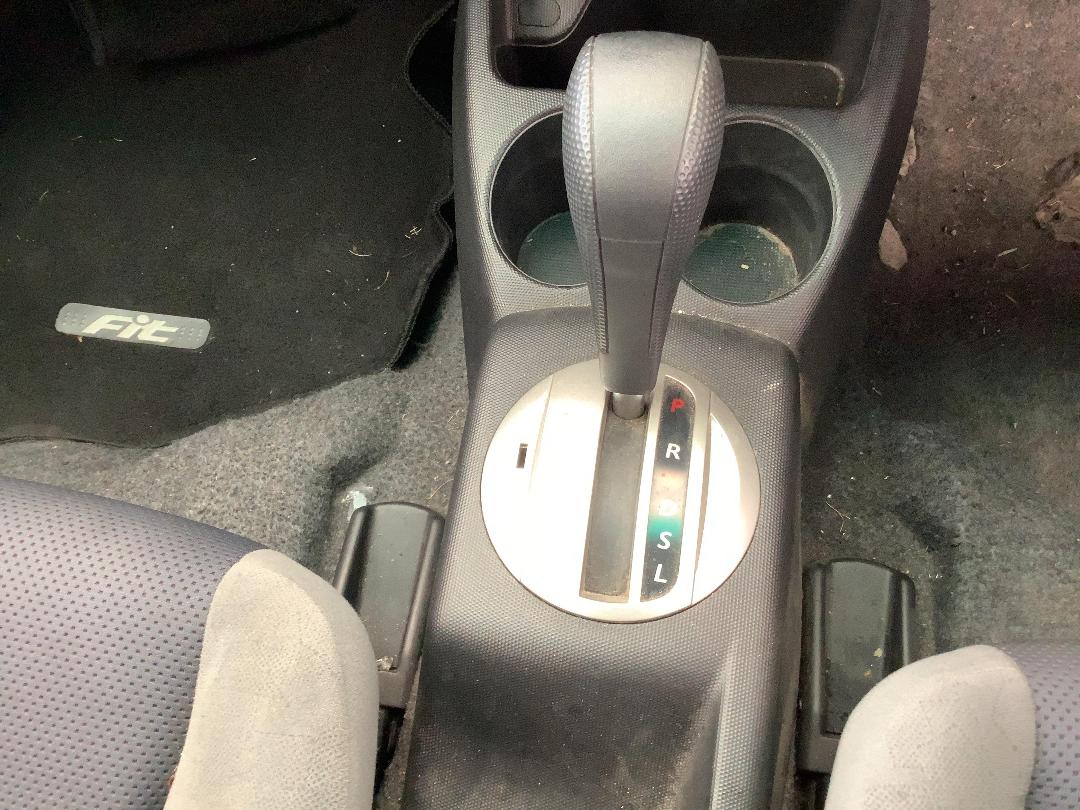 Photo '13' of Honda FIT