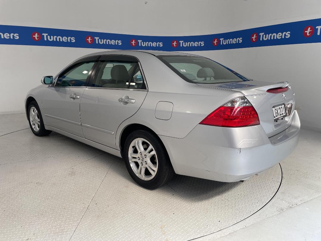 Photo '5' of Honda Inspire