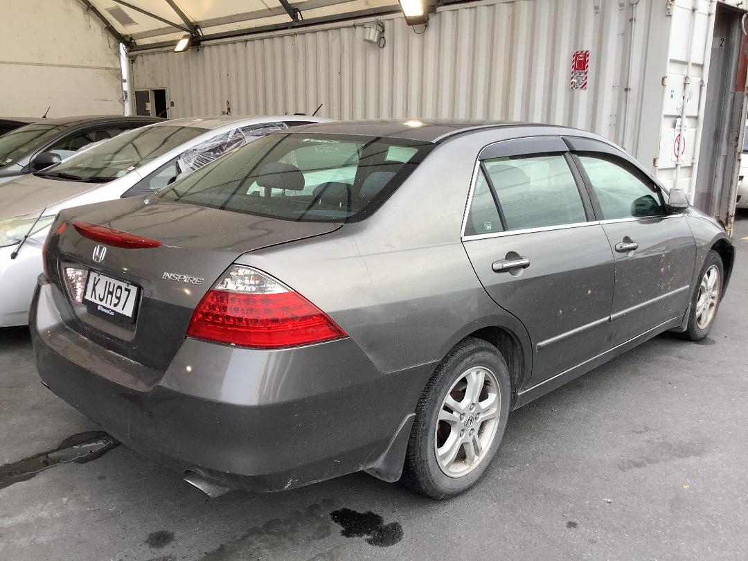 Photo '4' of Honda Inspire