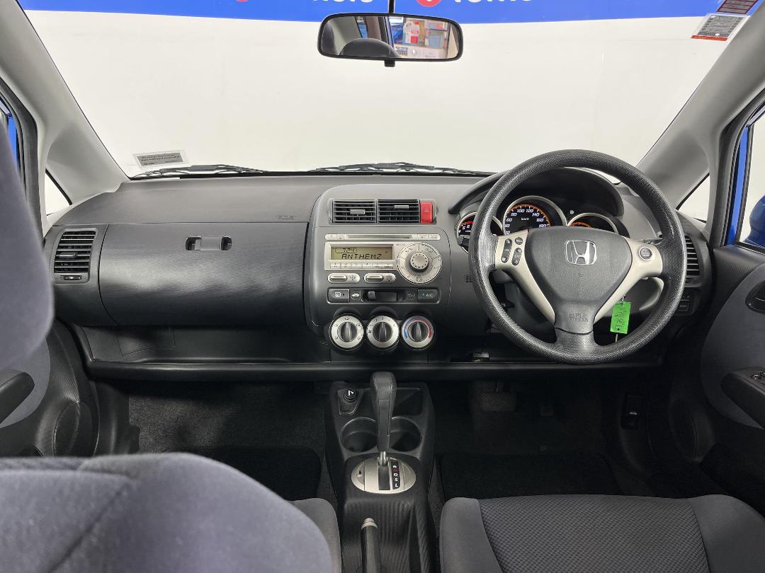 Photo '17' of Honda Jazz Photo '17' of Honda Jazz