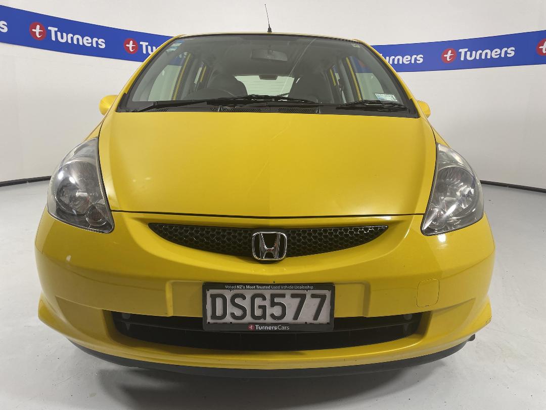 Photo '2' of Honda Jazz