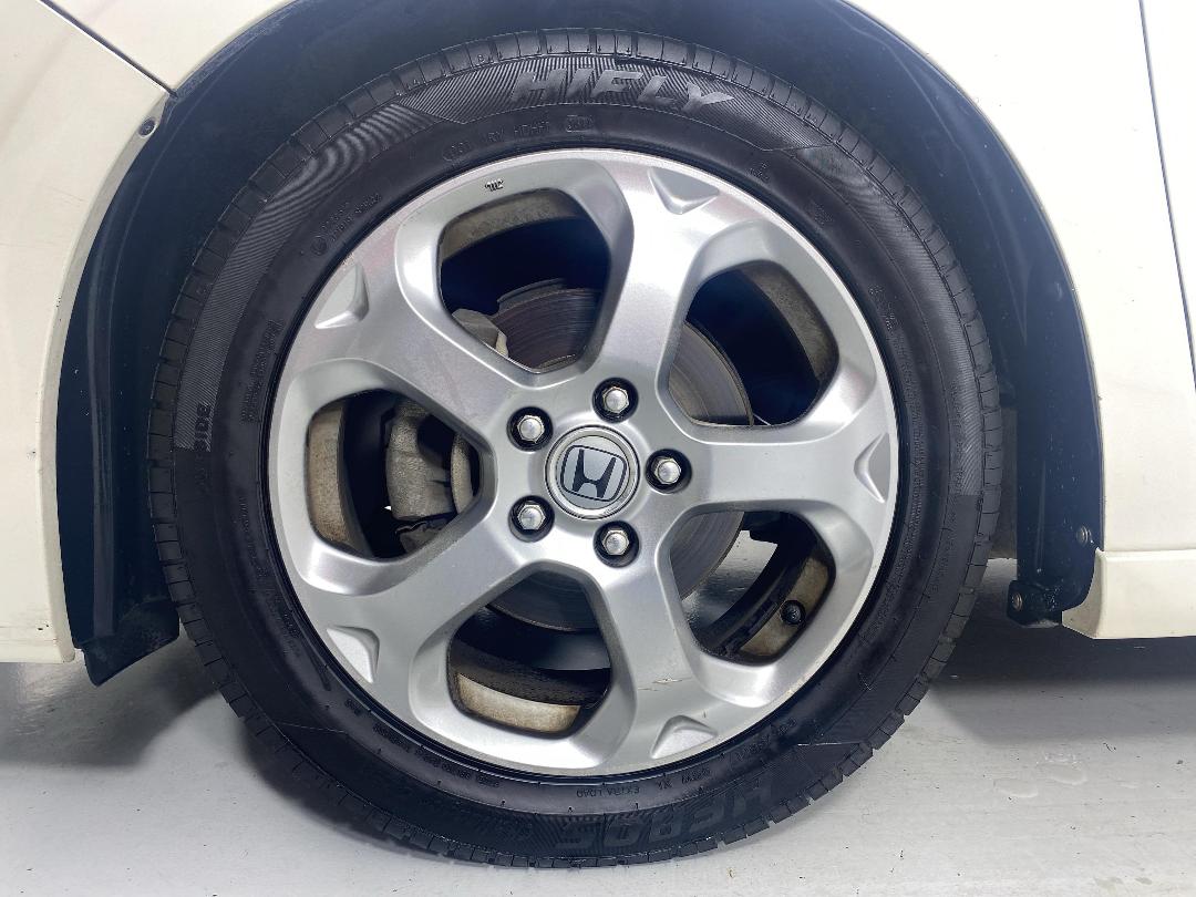 Photo '10' of Honda Stream Photo '10' of Honda Stream