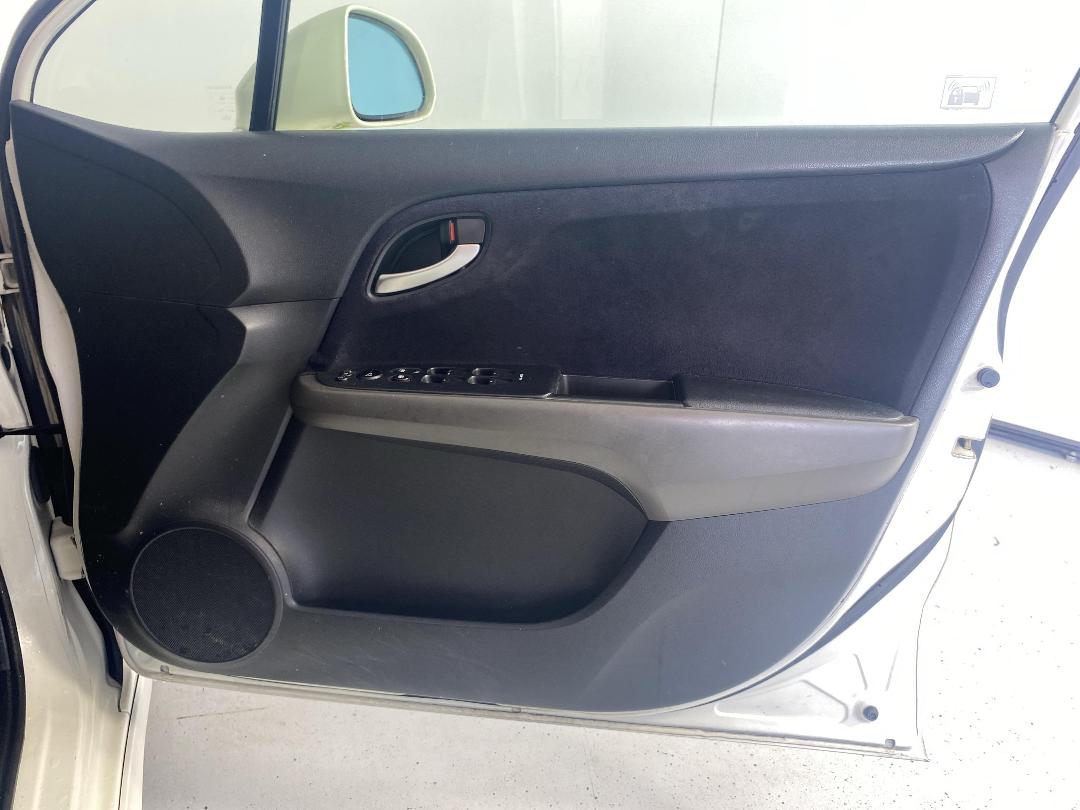 Photo '15' of Honda Stream Photo '15' of Honda Stream