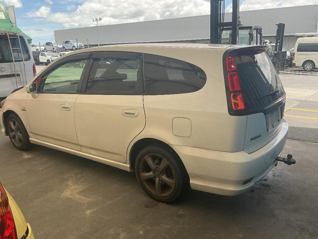 Photo '11' of Honda Stream