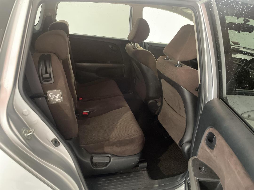 Photo '20' of Honda Stream