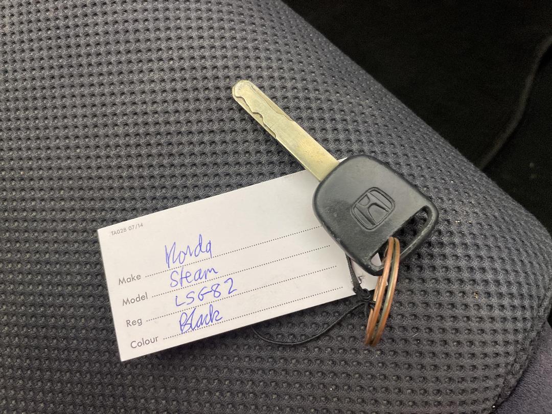 Photo '22' of Honda Stream