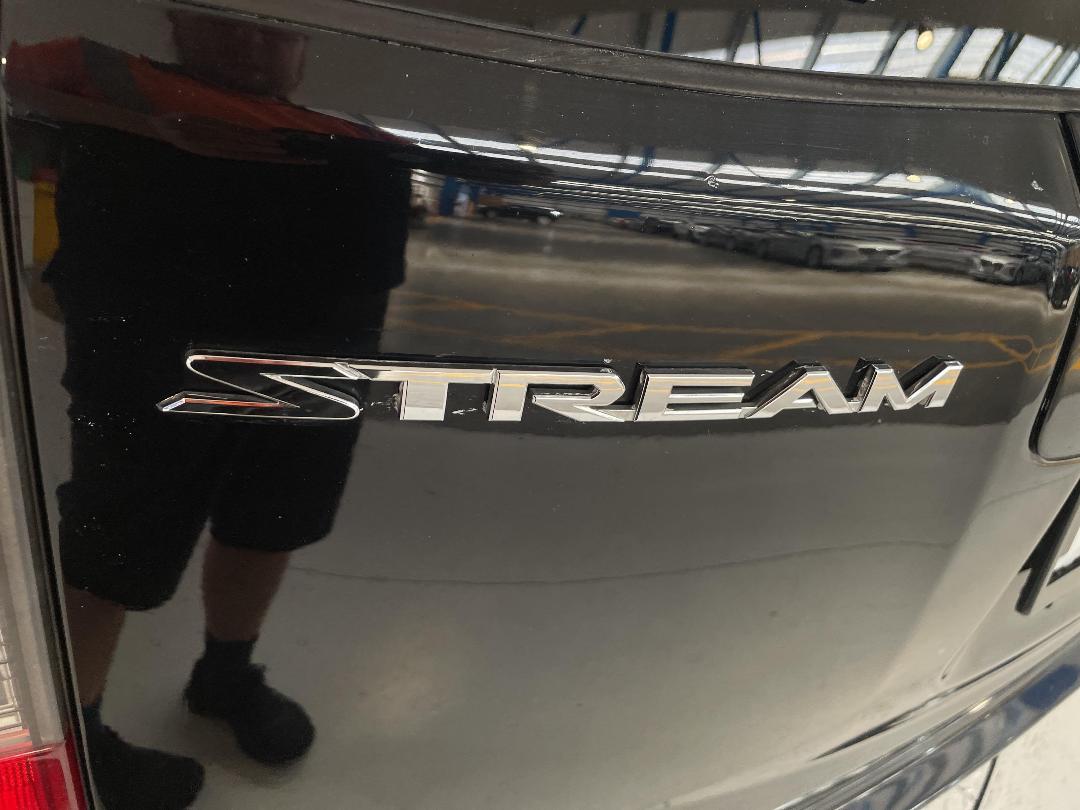 Photo '32' of Honda Stream