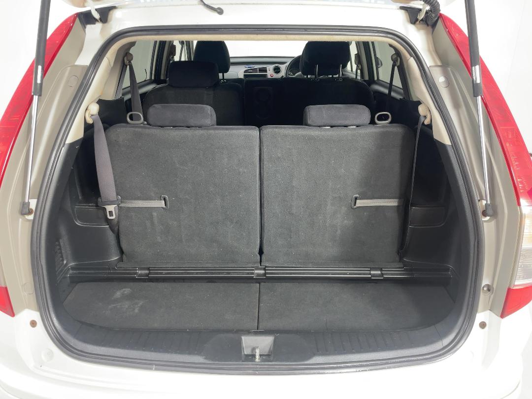 Photo '14' of Honda Stream Photo '14' of Honda Stream