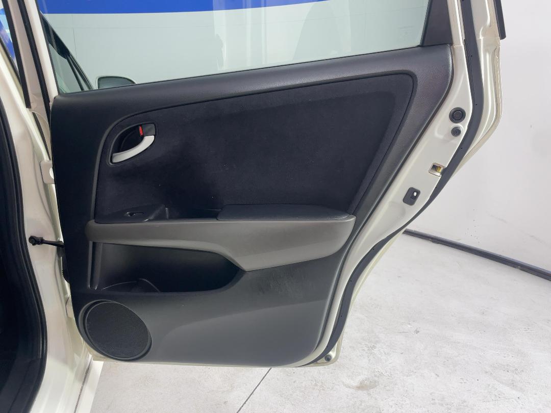 Photo '19' of Honda Stream Photo '19' of Honda Stream