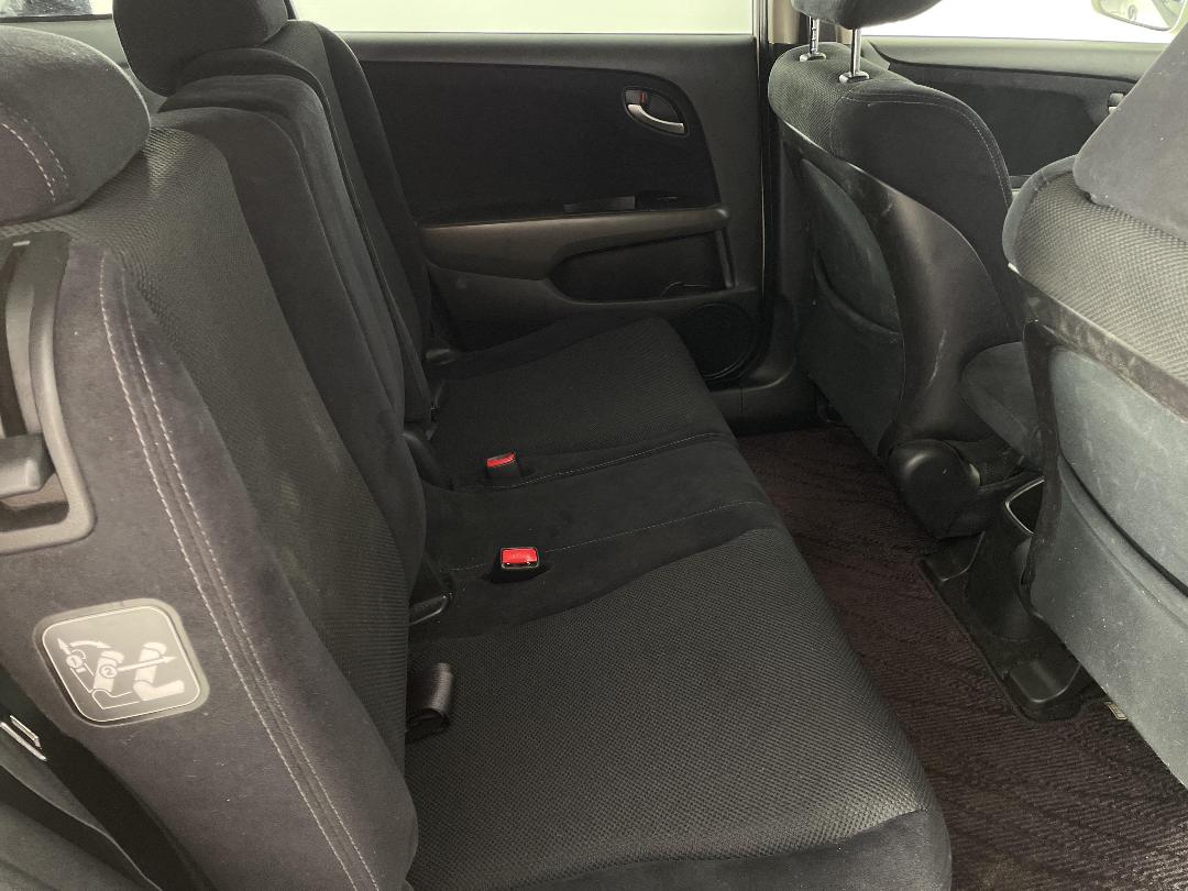 Photo '20' of Honda Stream