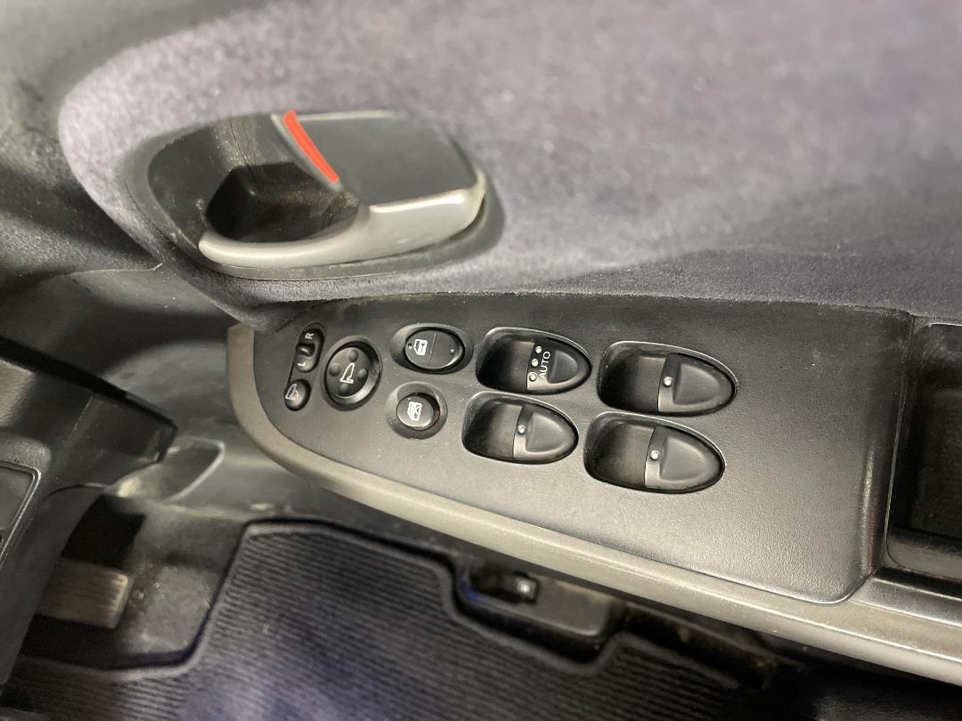 Photo '24' of Honda Stream