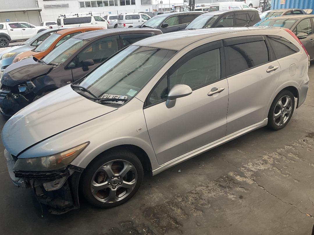 Photo '6' of Honda Stream RSZ