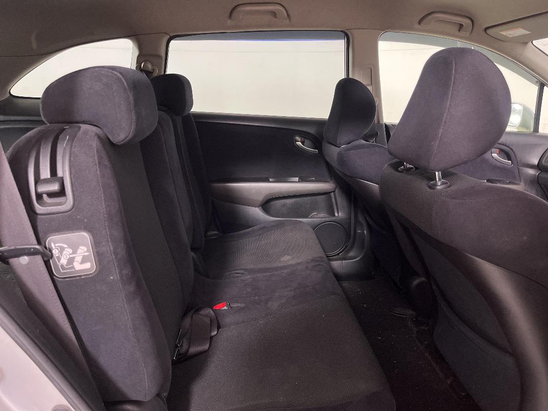 Photo '20' of Honda Stream Photo '20' of Honda Stream