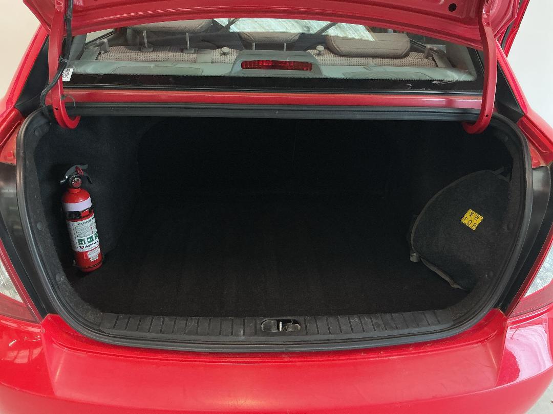 Photo '14' of Hyundai Accent Photo '14' of Hyundai Accent