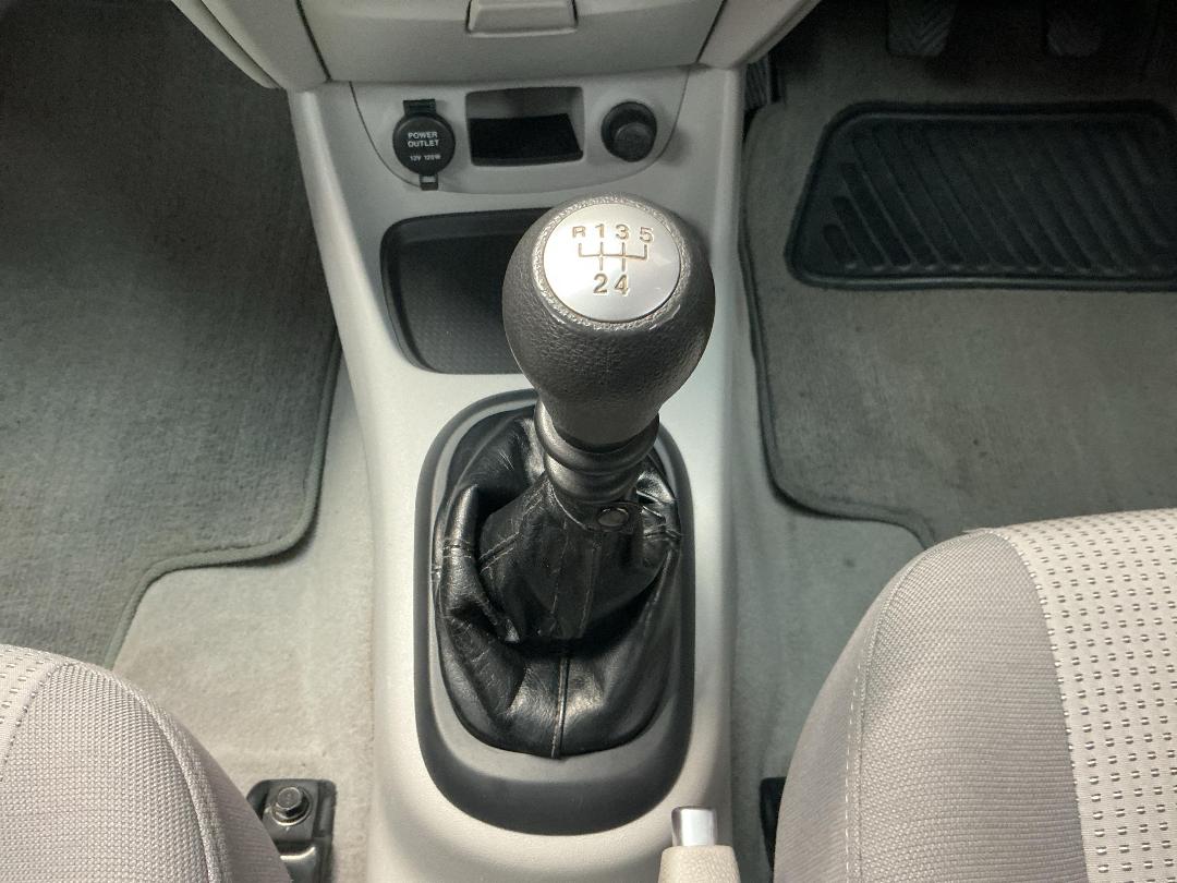 Photo '23' of Hyundai Accent Photo '23' of Hyundai Accent